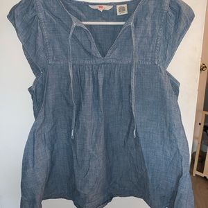 Levi’s Cambray Babydoll Yoke Top
